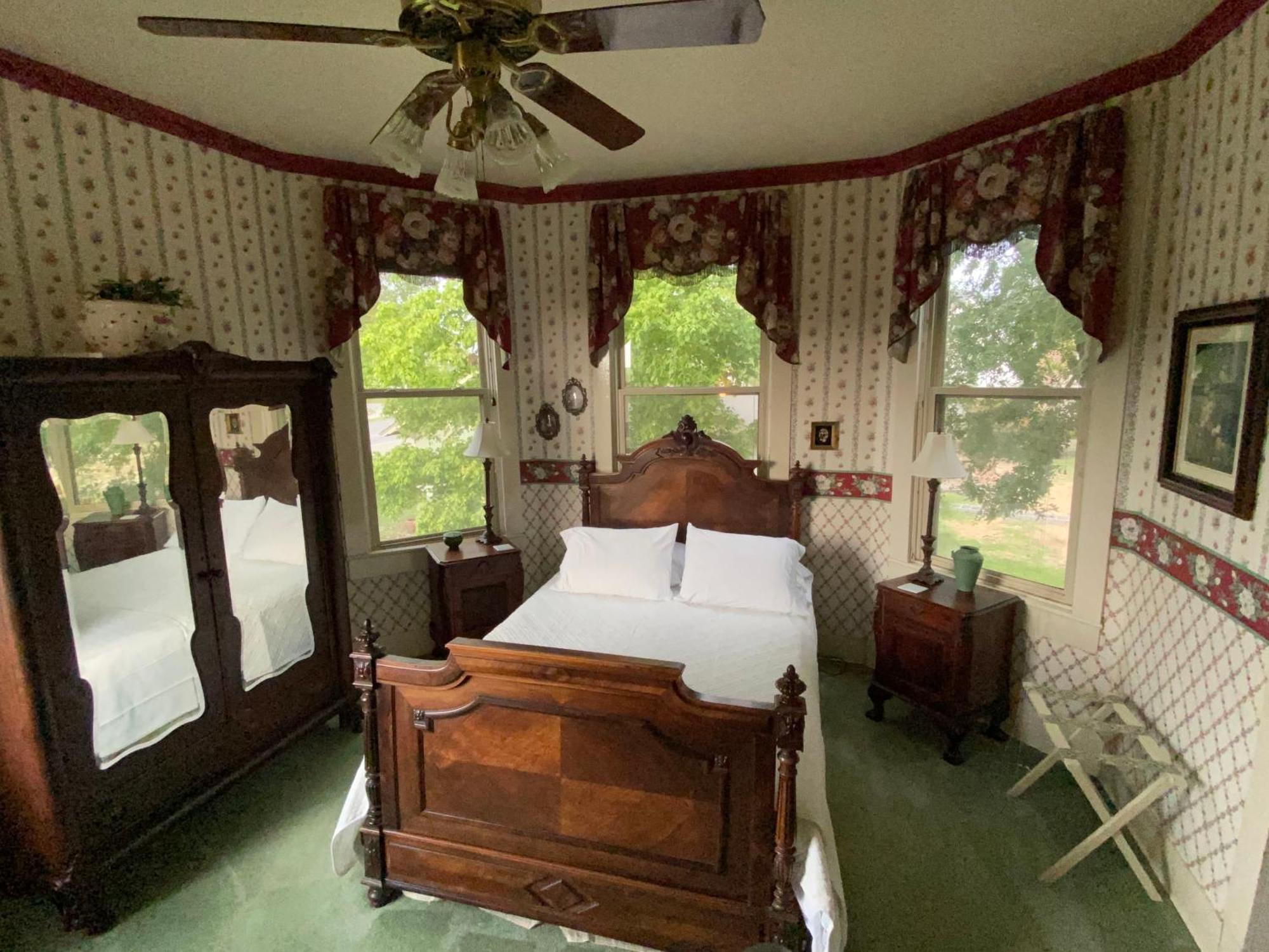 Four Winds Victorian Venue & Suites Bonham 외부 사진